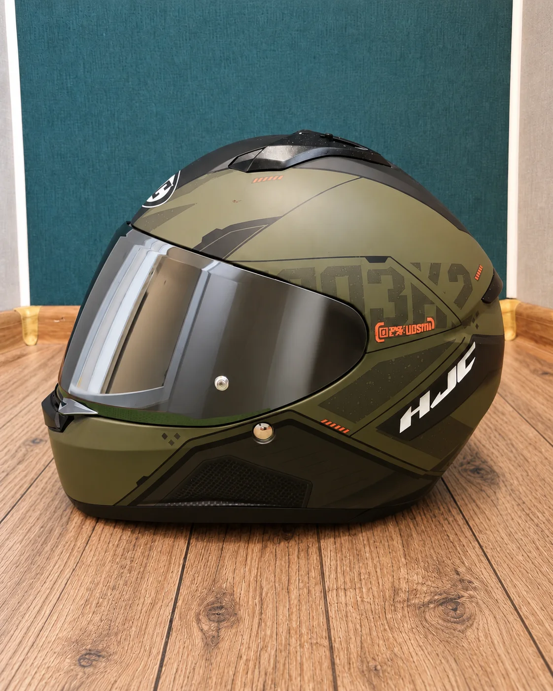 Мотошлем HJC H10 черно-оливковый